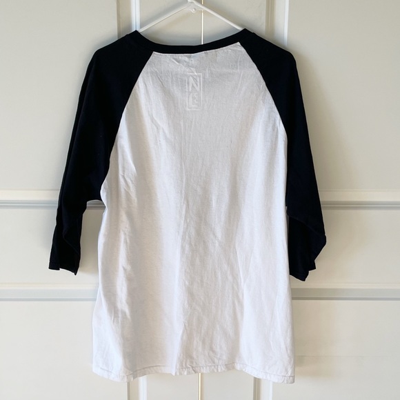 Nine Lives Cat Cafe Baseball Tee Size XL - Picture 7 of 7